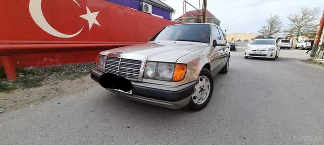 Mercedes E 300 1991, 317,212 km - 3.0 л - Bakı