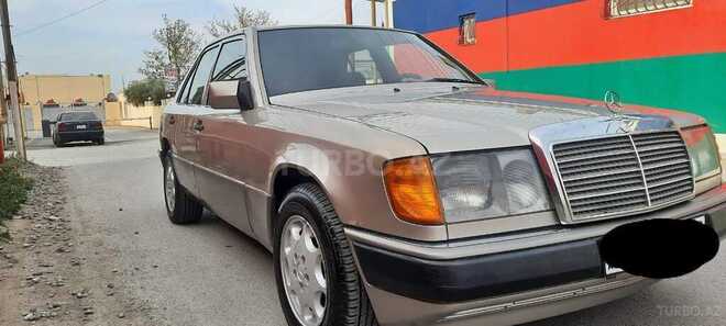 Mercedes E 300 1991, 317,212 km - 3.0 л - Bakı