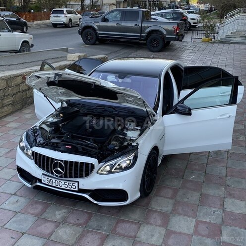 Mercedes E 220 2014, 260,000 km - 2.0 l - Bakı