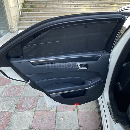 Mercedes E 220 2014, 260,000 km - 2.0 l - Bakı