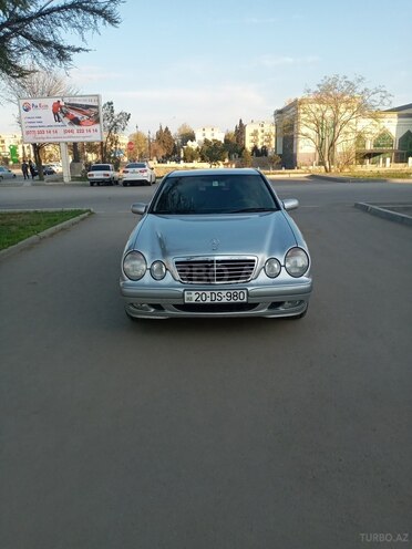Mercedes E 200 2000, 234,000 km - 2.0 l - Gəncə