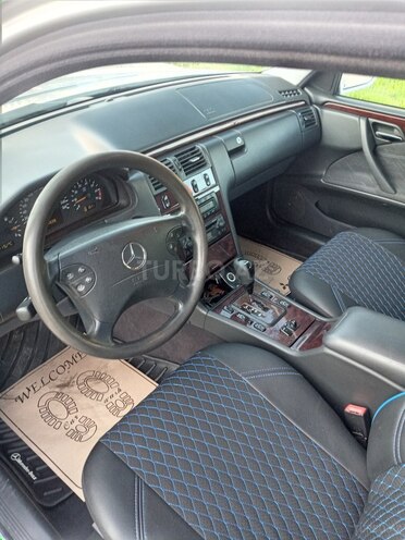 Mercedes E 200 2000, 234,000 km - 2.0 l - Gəncə