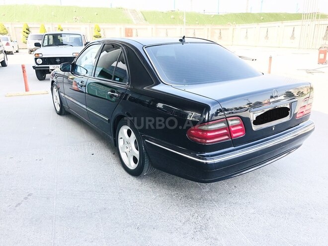 Mercedes E 270 2001, 255,017 km - 2.7 l - Bakı