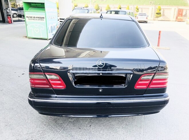 Mercedes E 270 2001, 255,017 km - 2.7 l - Bakı