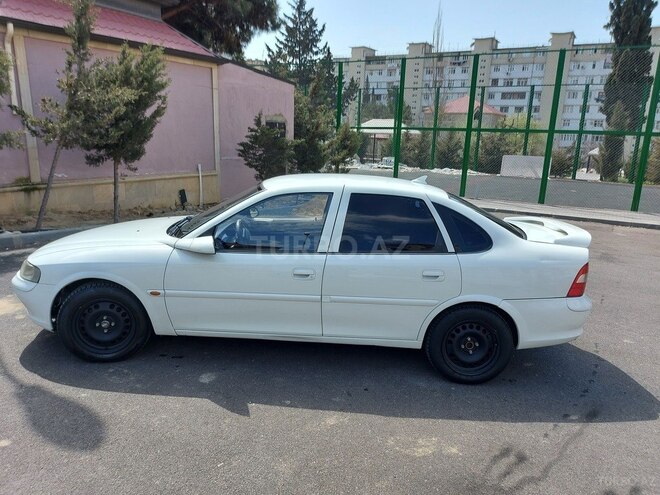 Opel Vectra 1997, 315,000 km - 1.8 l - Bakı