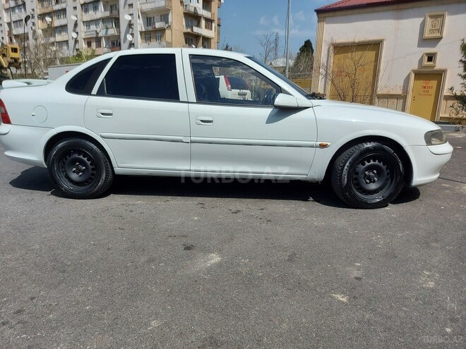 Opel Vectra 1997, 315,000 km - 1.8 l - Bakı