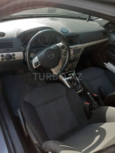 Opel Astra 2007, 246,000 km - 1.3 l - Bakı
