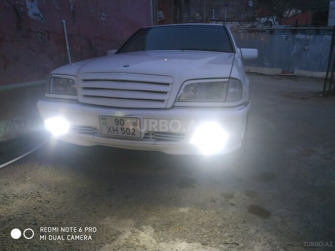 Mercedes C 230 1997, 295,000 km - 2.3 l - Bakı