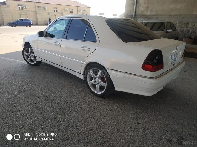 Mercedes C 230 1997, 295,000 km - 2.3 l - Bakı