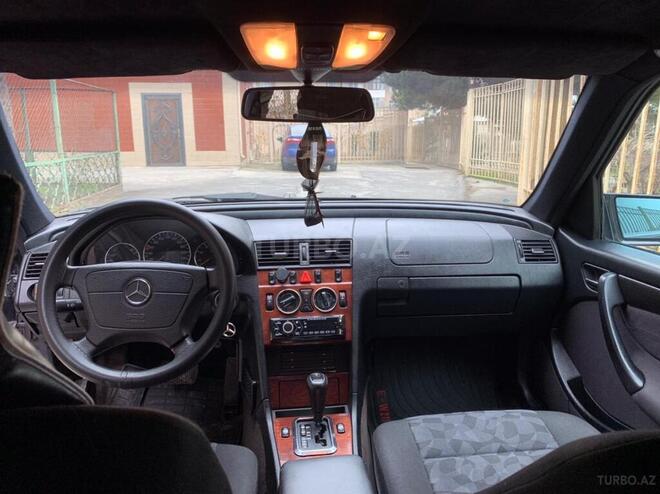 Mercedes C 180 1997, 235,000 km - 1.8 l - Bakı