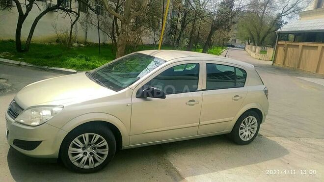 Opel Astra 2008, 182,000 km - 1.3 l - Bakı