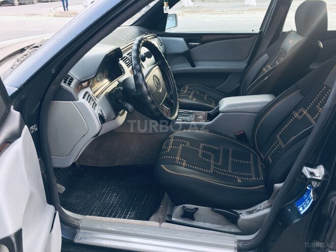 Mercedes E 300 1996, 241,041 km - 3.0 л - Sumqayıt