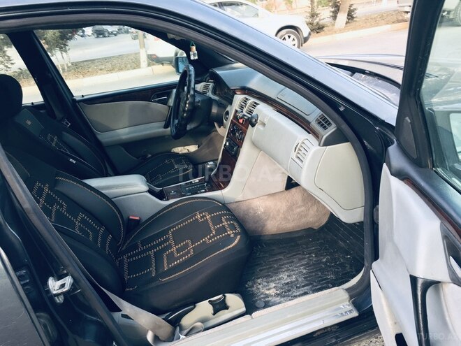 Mercedes E 300 1996, 241,041 km - 3.0 л - Sumqayıt