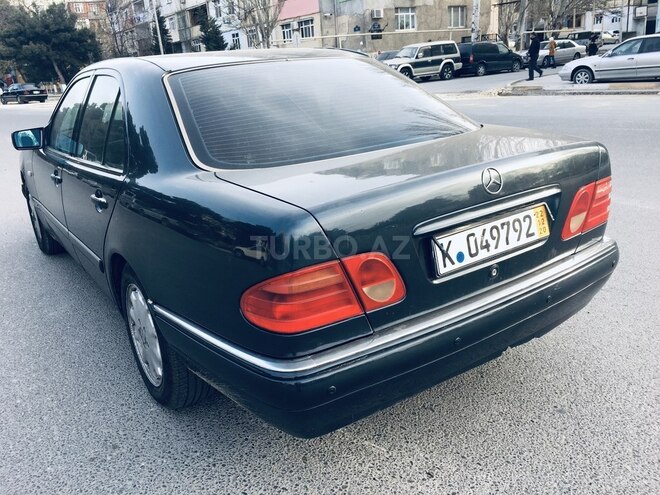 Mercedes E 300 1996, 241,041 km - 3.0 л - Sumqayıt