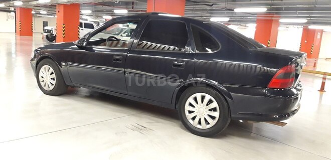Opel Vectra 1996, 328,000 km - 1.8 л - Gəncə