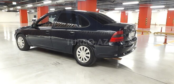 Opel Vectra 1996, 328,000 km - 1.8 л - Gəncə