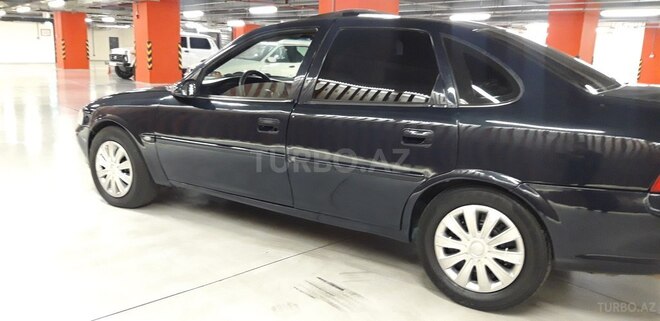 Opel Vectra 1996, 328,000 km - 1.8 л - Gəncə