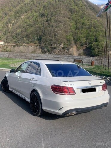 Mercedes E 350 2013, 118,000 km - 3.5 l - Qax