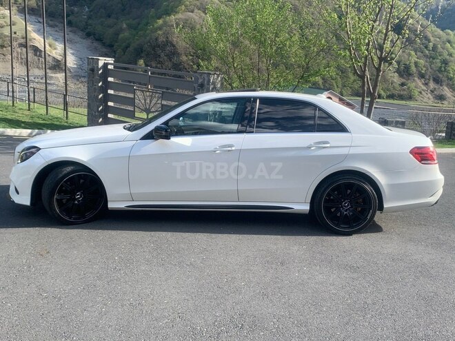 Mercedes E 350 2013, 118,000 km - 3.5 l - Qax