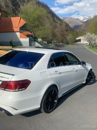 Mercedes E 350 2013, 118,000 km - 3.5 l - Qax