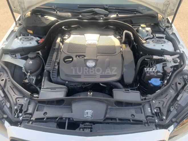 Mercedes E 350 2013, 118,000 km - 3.5 l - Qax