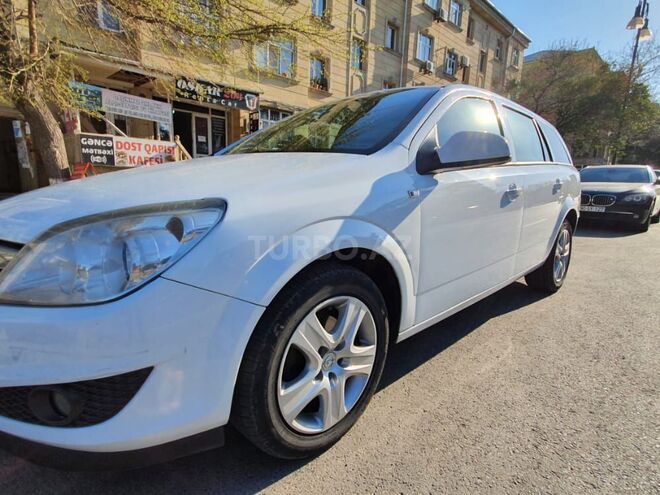 Opel Astra 2009, 270,000 km - 1.3 l - Bakı