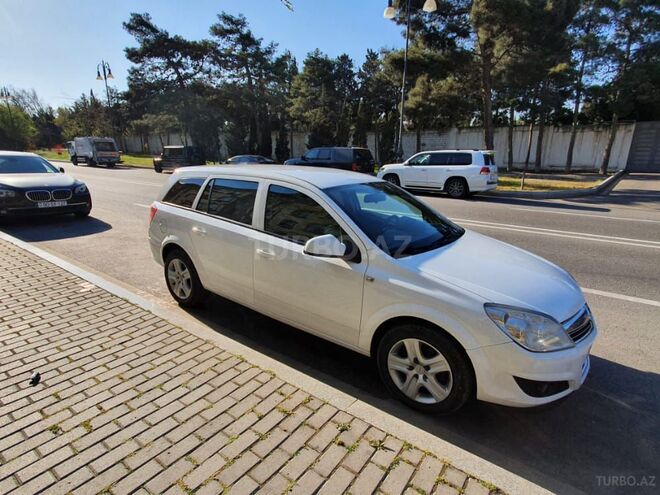Opel Astra 2009, 270,000 km - 1.3 l - Bakı