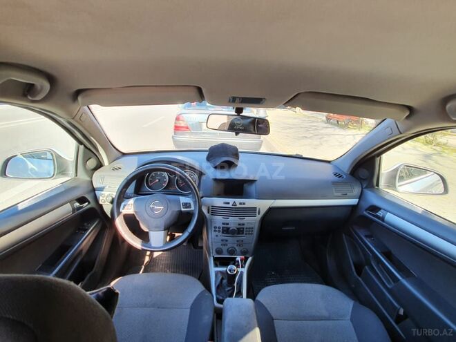 Opel Astra 2009, 270,000 km - 1.3 l - Bakı