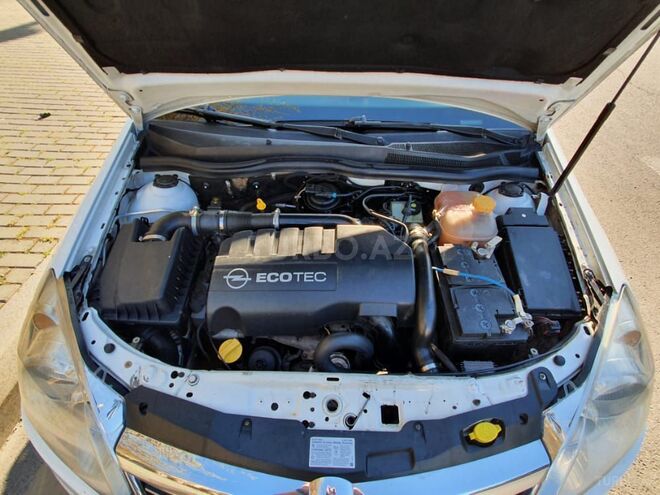 Opel Astra 2009, 270,000 km - 1.3 l - Bakı
