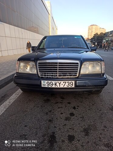 Mercedes E 250 1995, 50,650 km - 2.5 l - Bakı