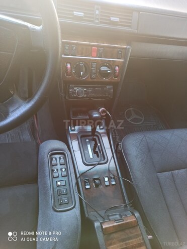 Mercedes E 250 1995, 50,650 km - 2.5 l - Bakı