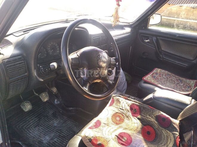 GAZ 3110 2004, 180,000 km - 2.0 l - Şabran