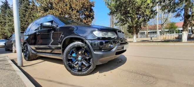 BMW X5 2002, 324,165 km - 4.4 l - Qazax