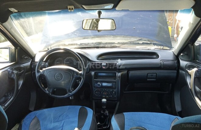 Opel Astra 1994, 511,000 km - 2.0 l - Bakı