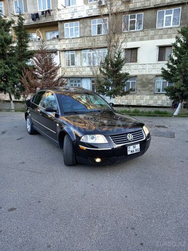 Volkswagen Passat 2003, 215,000 km - 1.8 l - Bakı