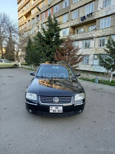 Volkswagen Passat 2003, 215,000 km - 1.8 l - Bakı