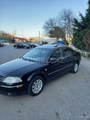 Volkswagen Passat 2003, 215,000 km - 1.8 l - Bakı