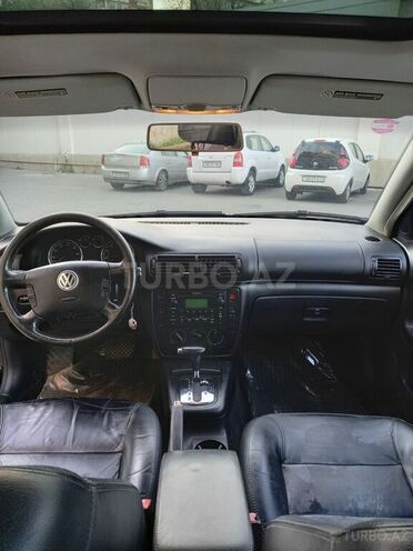 Volkswagen Passat 2003, 215,000 km - 1.8 l - Bakı