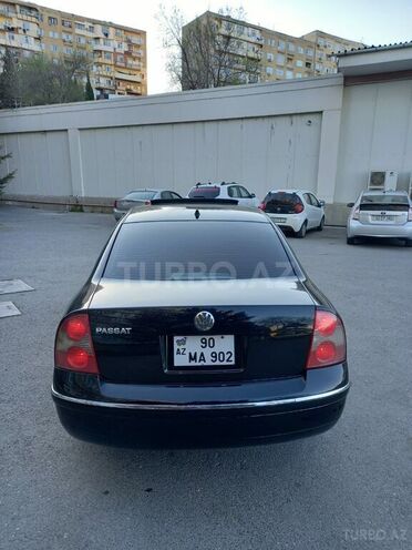 Volkswagen Passat 2003, 215,000 km - 1.8 l - Bakı