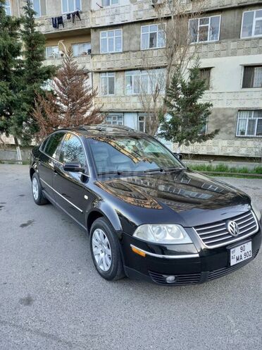 Volkswagen Passat 2003, 215,000 km - 1.8 l - Bakı