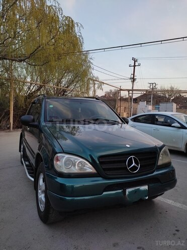 Mercedes ML 320 1999, 290,000 km - 3.2 l - Bakı