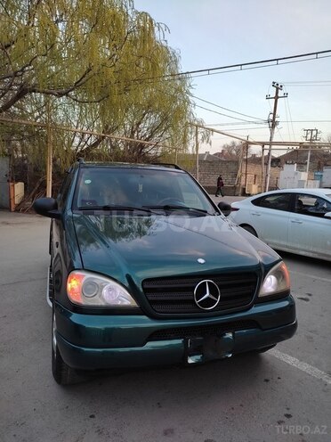 Mercedes ML 320 1999, 290,000 km - 3.2 l - Bakı
