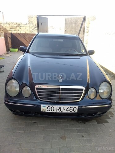 Mercedes E 220 2000, 304,156 km - 2.2 l - Bakı
