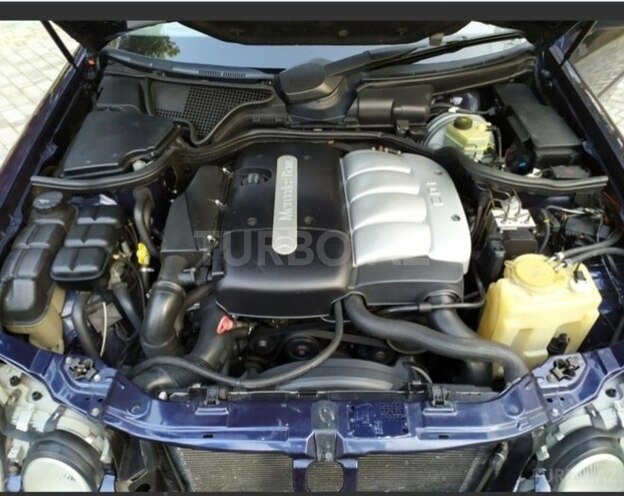 Mercedes E 220 2000, 304,156 km - 2.2 l - Bakı