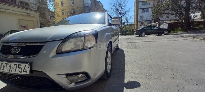 Kia Rio 2010, 156,000 km - 1.5 л - Bakı