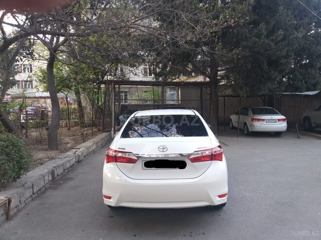 Toyota Corolla 2013, 142,000 km - 1.6 l - Bakı