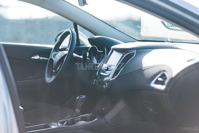 Chevrolet Cruze 2017, 70,000 km - 1.4 l - Sumqayıt
