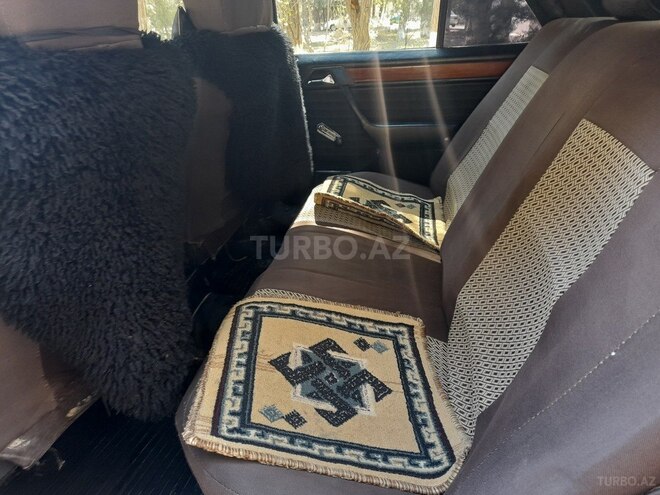 Mercedes E 250 1993, 258,000 km - 2.5 l - Sumqayıt