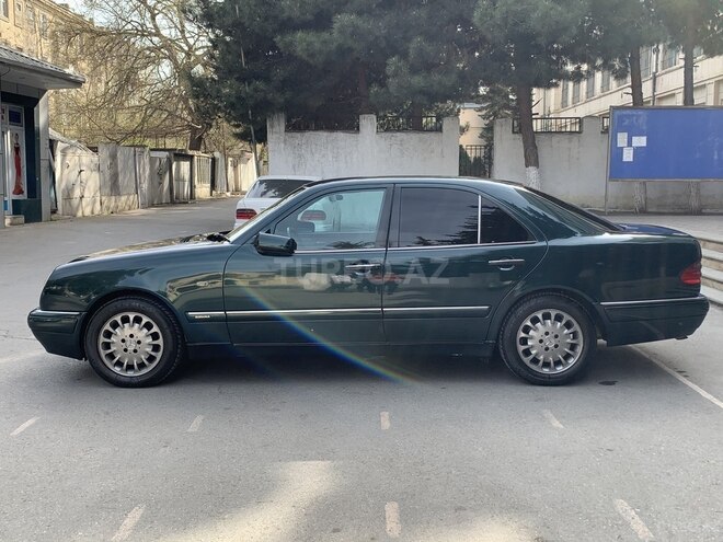 Mercedes E 230 1996, 420,000 km - 2.3 l - Bakı