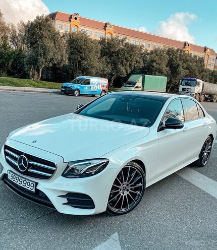 Mercedes E 220 2017, 80,000 km - 2.2 л - Bakı